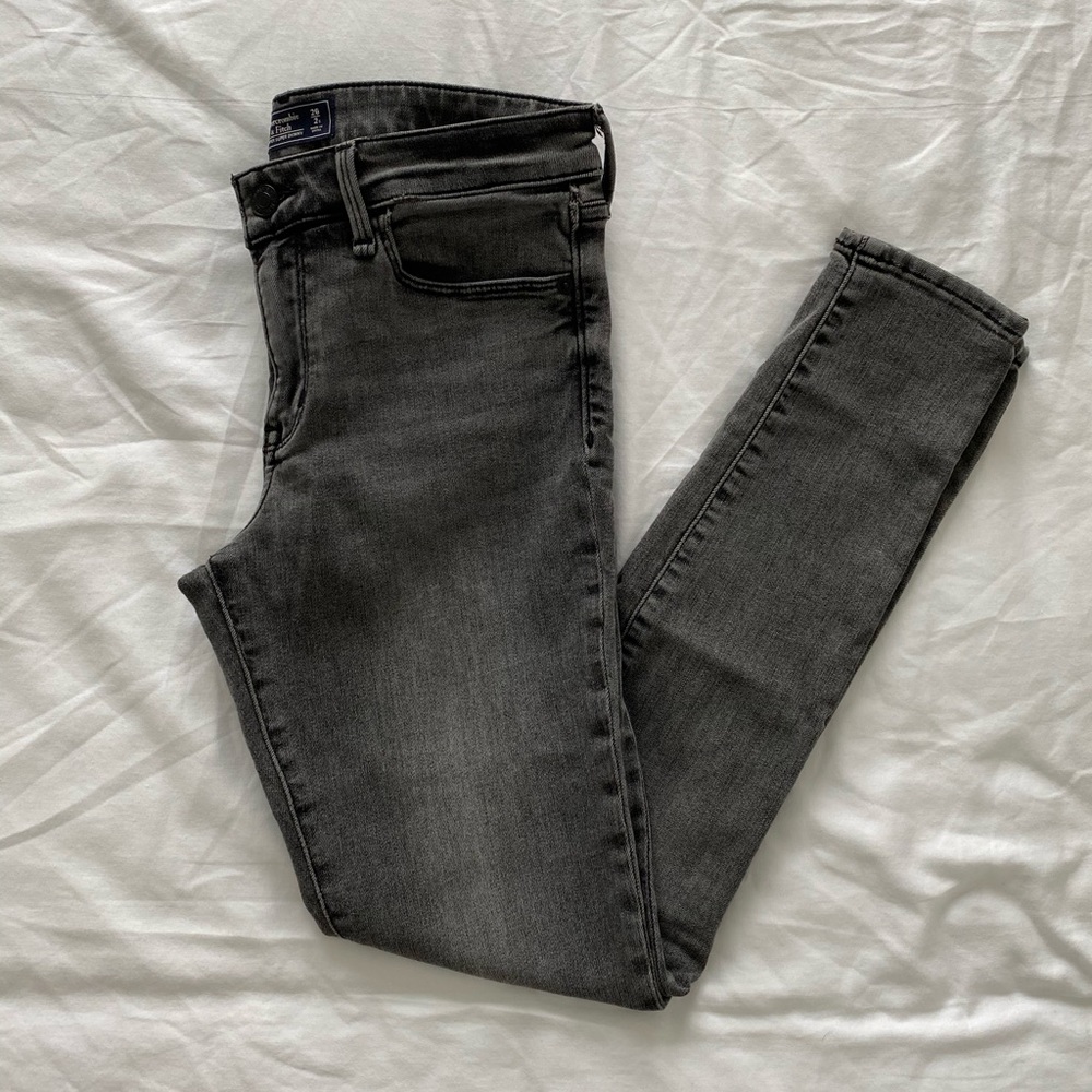 ABERCROMBIE JEANS